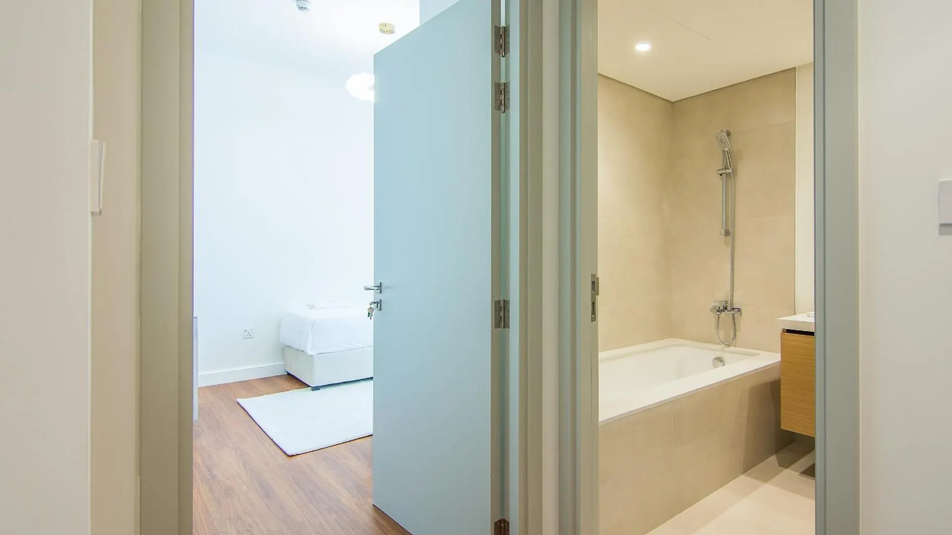 Apartment Brand New Stylish 2 Bedroom With Balcony Dubai United Arab Emirates